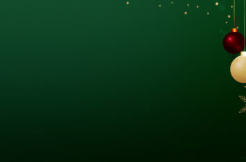 Green, Red & Gold Christmas Free PPT Background by SlidesCorner.com