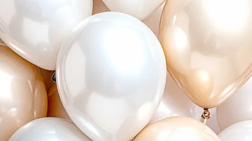 Elegant Pearl Balloons Celebration Wallpaper for Phone – Free 1080×1920 Download Elegant Pearl Balloons Celebration Wallpaper for Phone – Free 1080×1920 Download
